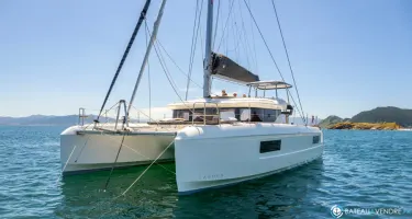 Lagoon  43 Power