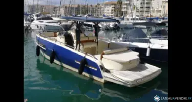 Invictus  280 TT