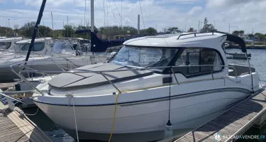 Beneteau Antares 8 OB V2