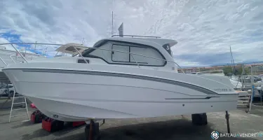 Beneteau Antares 8 OB V2