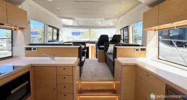 Bavaria R55 Fly