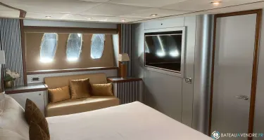 Sunseeker Predator 82