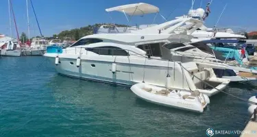 Ferretti  530