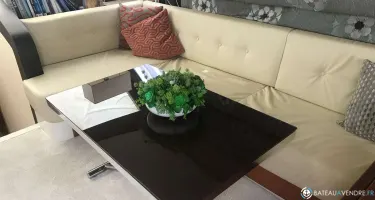 Ferretti  592