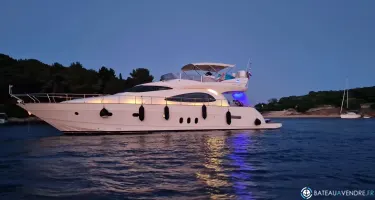 Cayman  62 Fly