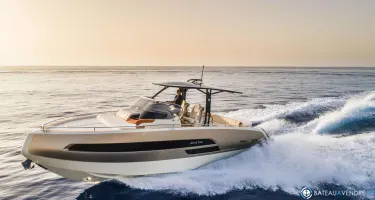Invictus  370 GT
