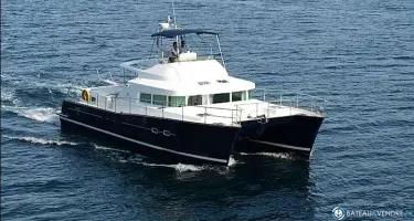 Lagoon Power 43