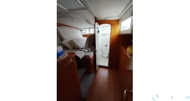 Lagoon Power 43
