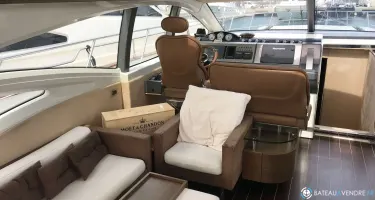 Azimut  68 S