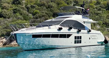 Azimut  S7