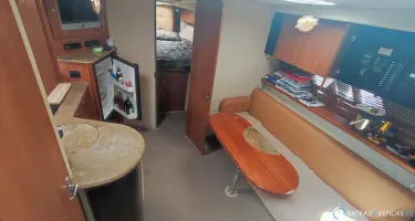 Cruisers Yachts  360