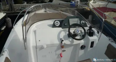 B2 Marine  652 Open