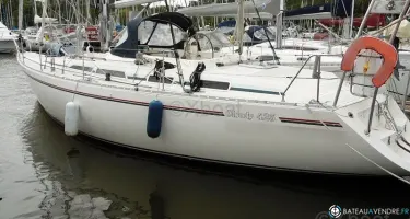 Marine Project Moody 425