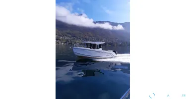 Quicksilver Activ 705 Pilothouse