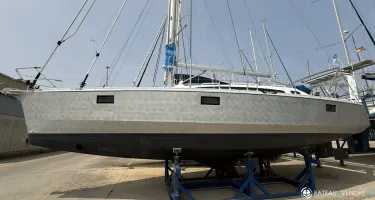 Alubat Ovni 395