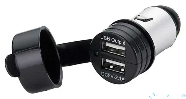 Prise allume-cigare double USB