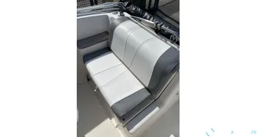 Quicksilver  500 Commander