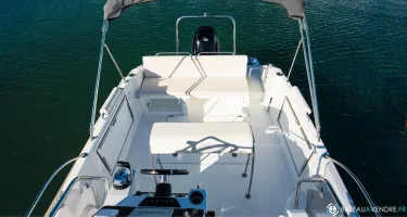 Beneteau Flyer 7 SUNdeck