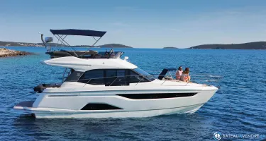 Bavaria R40