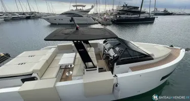De Antonio Yachts D34 Cruiser