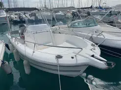 Kelt White Shark 206