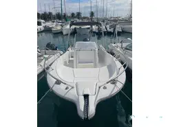 Kelt White Shark 206