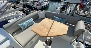 Prestige Yachts Prestige 420 Fly