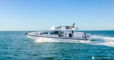Axopar  37 Suntop