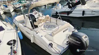 Sessa Marine Key Largo 22