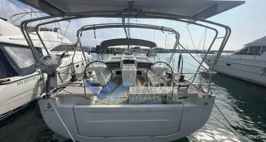 Beneteau Oceanis 51.1