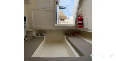 Quicksilver Activ 675 Open