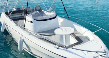 Jeanneau Cap Camarat 6.5 CC