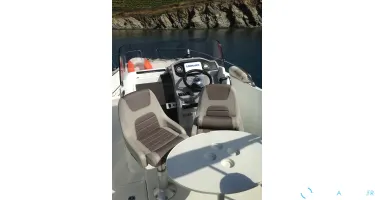 Jeanneau Cap Camarat 6.5 CC Serie 2