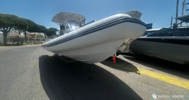 Gala Boats V8