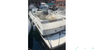 Bayliner  642 CU