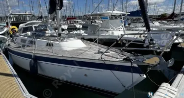 Hallberg Rassy  34