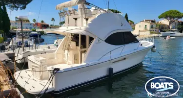 Riviera  33 Fly