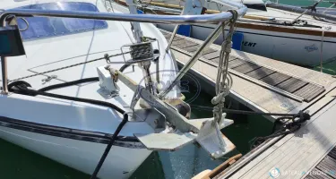 Kirie Fifty 27