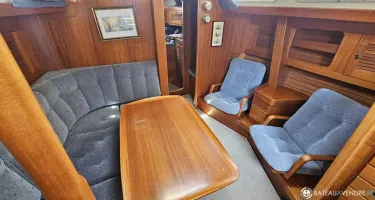 Hallberg Rassy  39