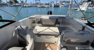 Bayliner VR5 Cuddy
