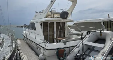 Marine Project Princess 315 Fly