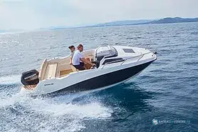 Quicksilver  555 Cabin