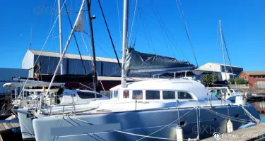 Lagoon  380