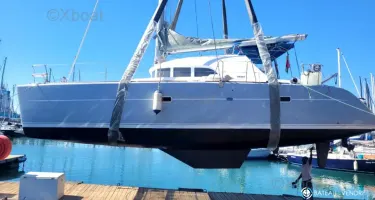 Lagoon  380
