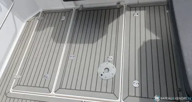 Bella Boats  700 Raid