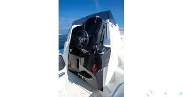 Altamarea Discovery 28