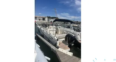 Quicksilver Activ 875 Sundeck