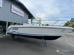 B2 Marine Cap Ferret 650