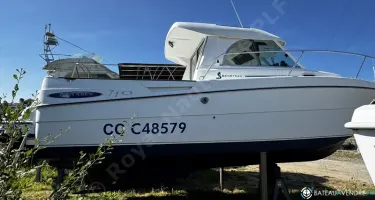 Beneteau Antares 710