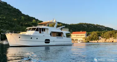 Beneteau Swift Trawler 52